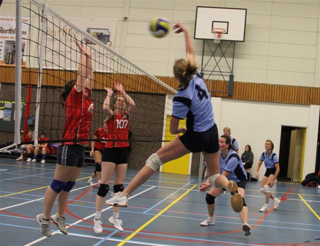 Foto 1 actie Dames